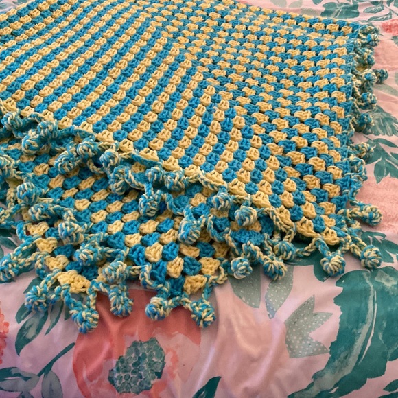 Just cause we’re friends Afghan - Pretty throw for any bed or Couch😉 - Picture 3 of 4